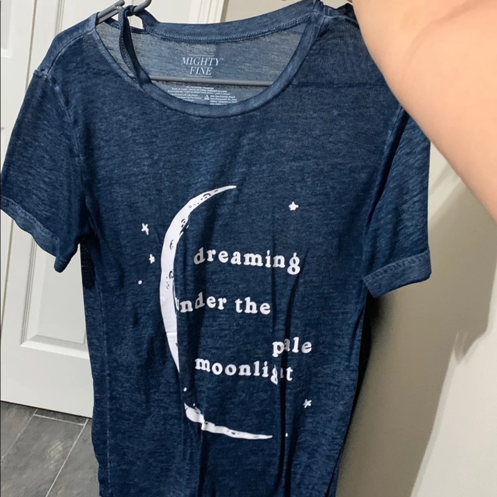 Tee